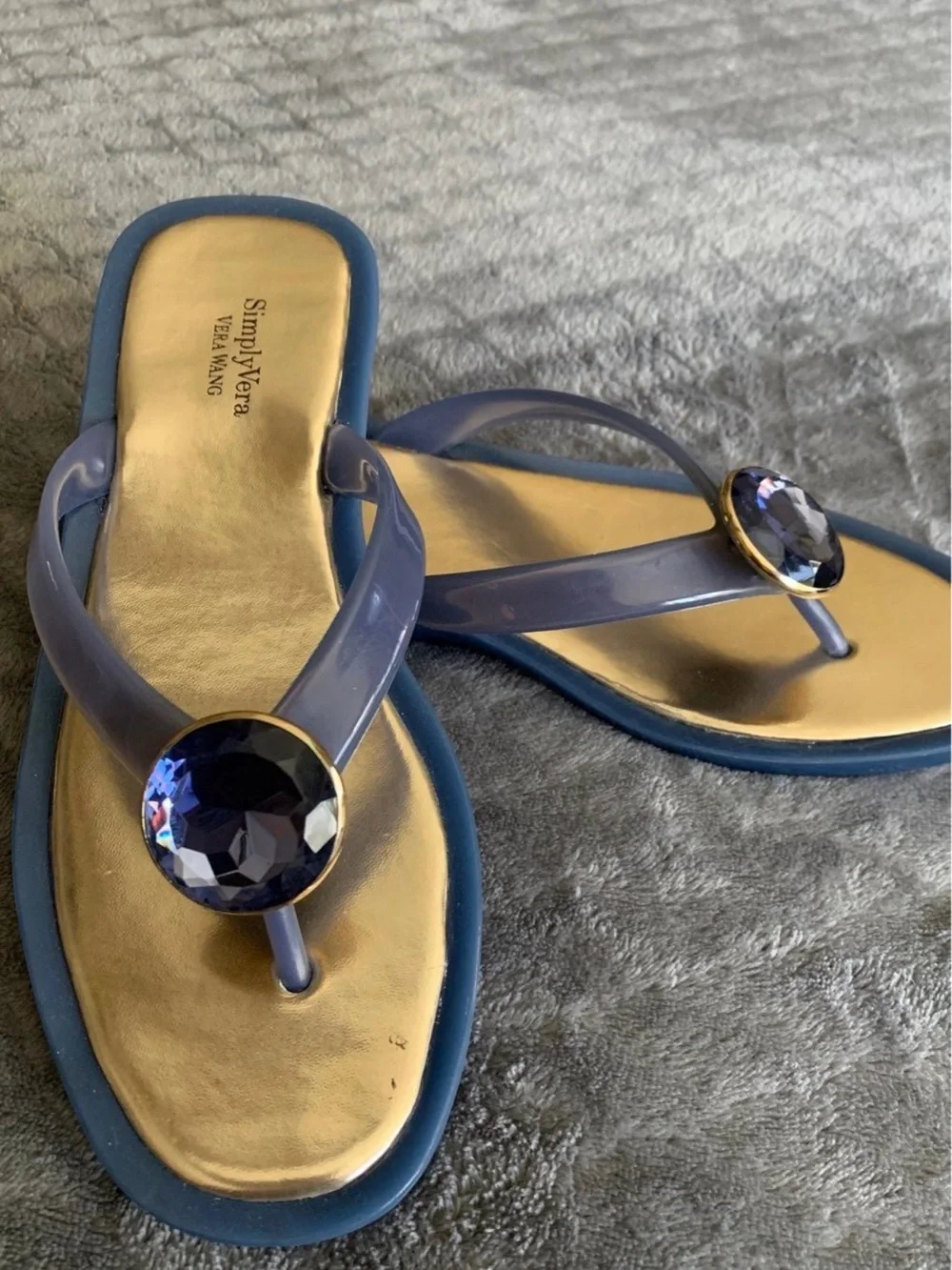 Simply Vera Vera Wang blue thong